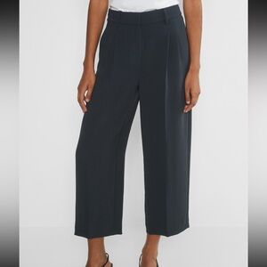 Aritzia Black Wide-Leg Cropped Trousers